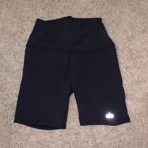 Alo biker shorts